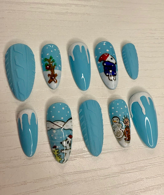 Winter Snoopy nails