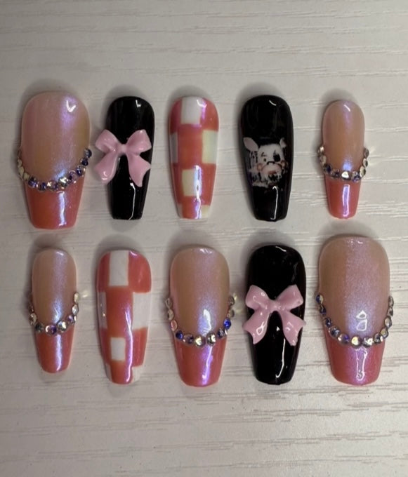 Mangle Nails